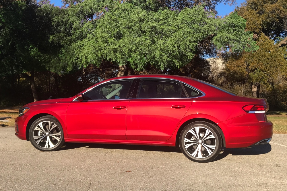 Review: 2020 Volkswagen Passat 2.0T SEL