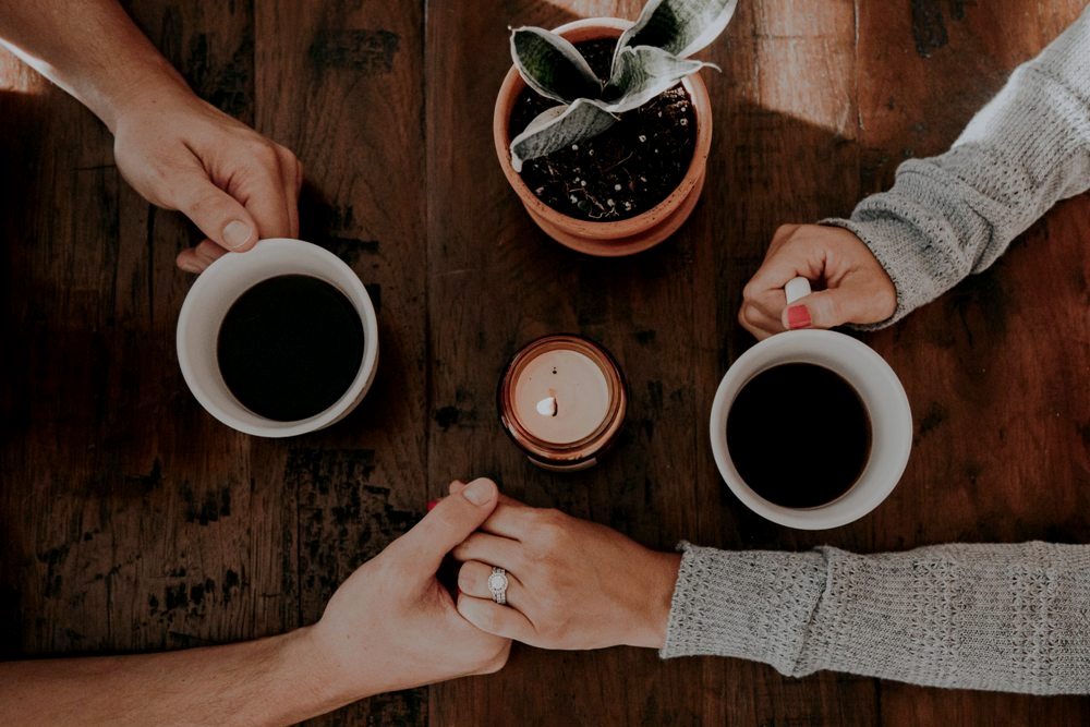 Turn a Living Room Into a Cafe