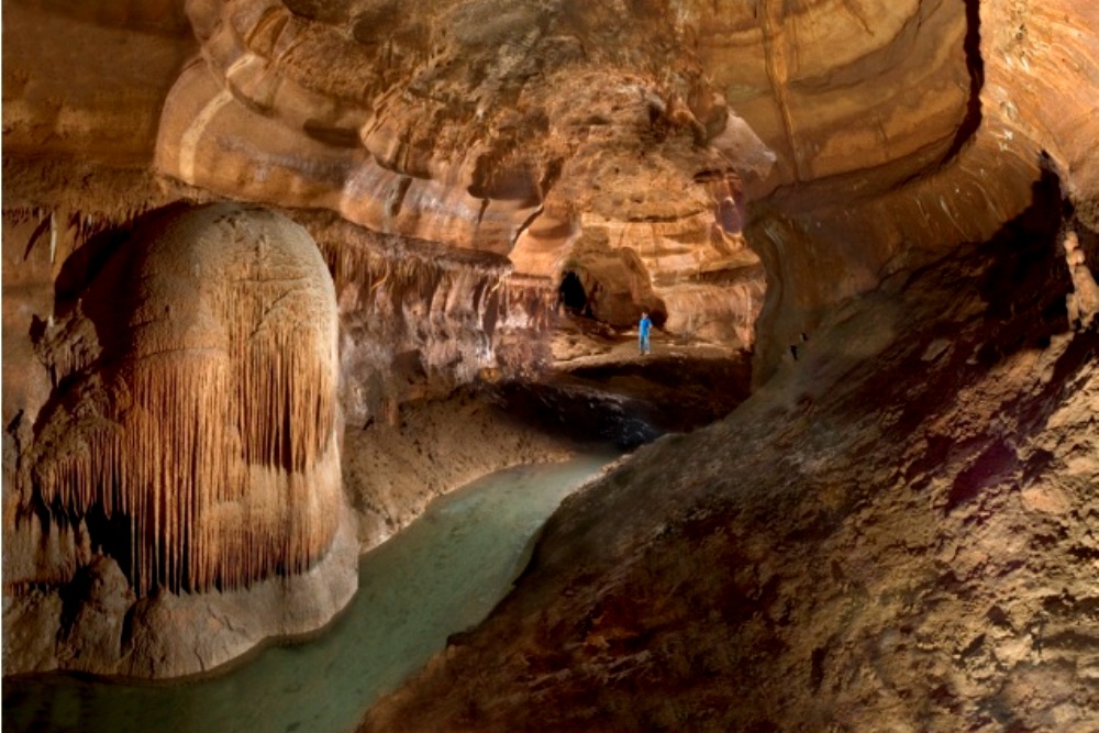 The Best Public Show Caves in Texas | Information | Texas, USA