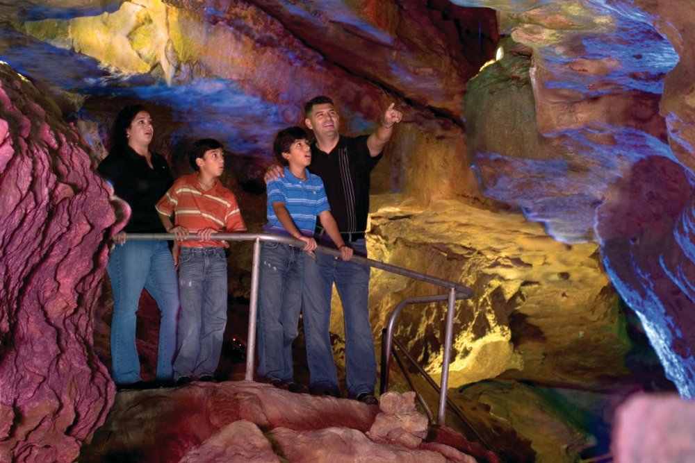 The Best Public Show Caves in Texas | Information | Texas, USA